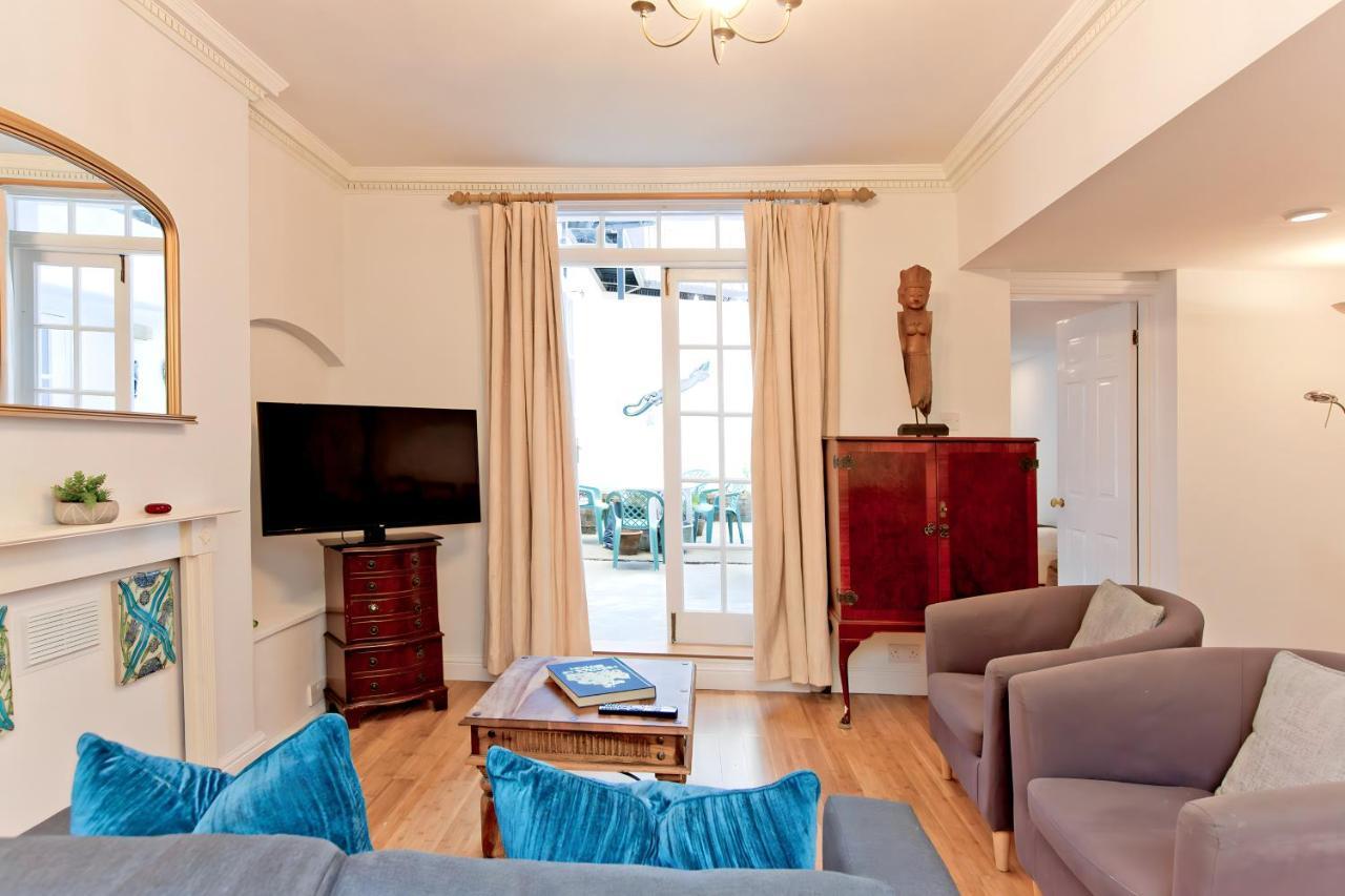 Gorgeous London 2-Bed Flat - 25 Minutes Walk From Winter Wonderland Apartment Exterior photo